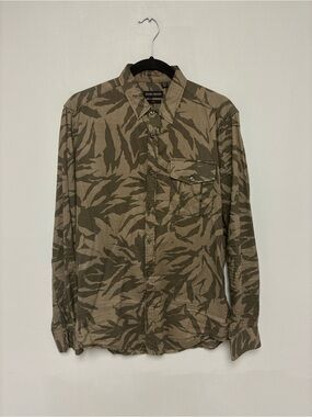 Antony Morato men's slim fit shirt with grey camo leaf print, size M #menswear #